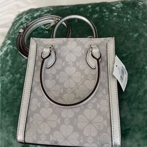 Kate Spade Signature
Spade Flower Mini Tote, grey Multi